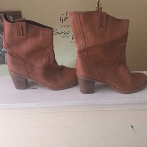 Ladies Old Navy boots.